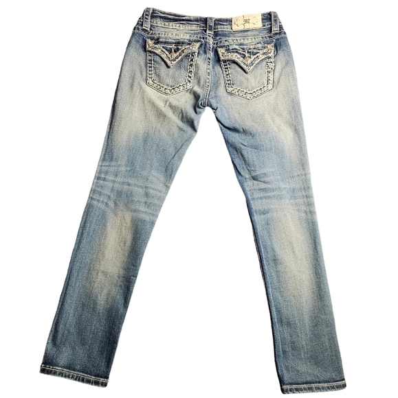 Miss Me Distressed Whiskered Signature Skinny Jeans EUC - Picture 3 of 16